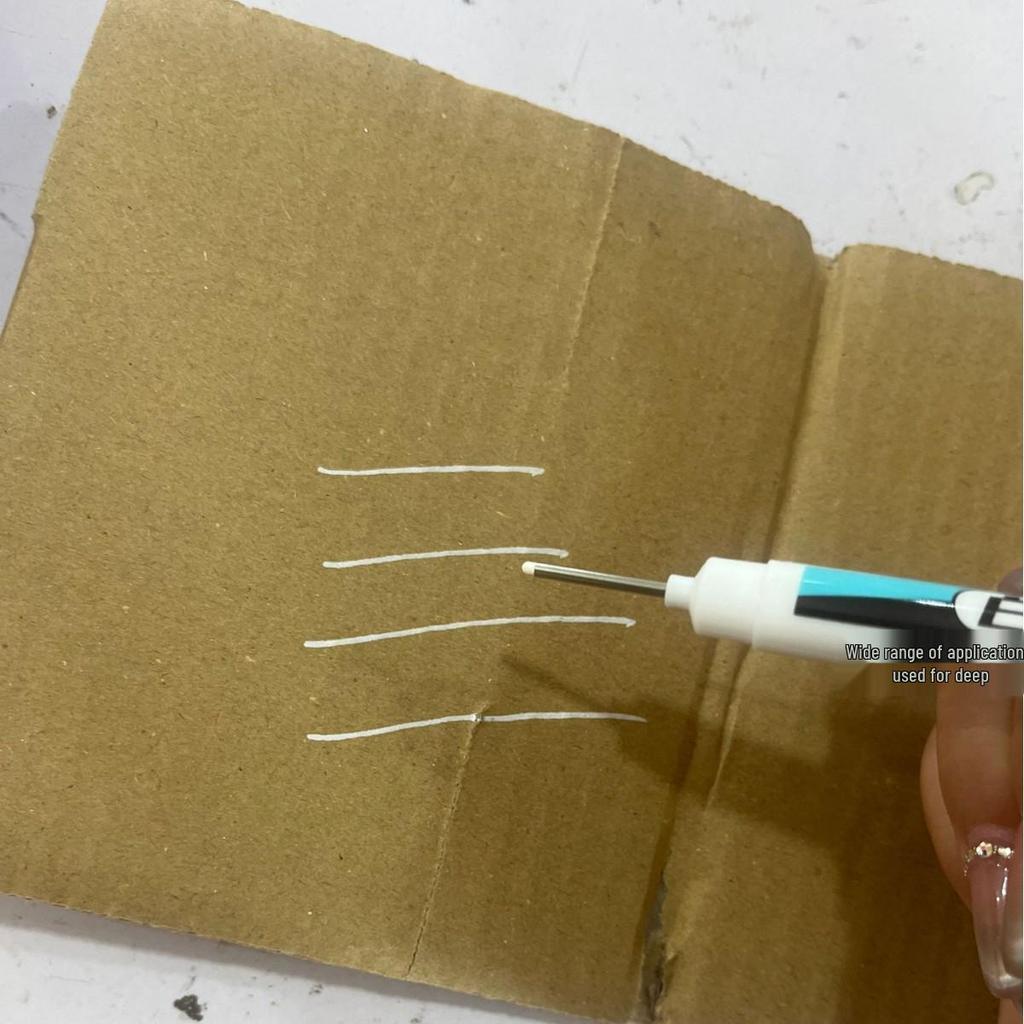 White Long-Head Quick-Drying Waterproof Oil-Based Marker Pen for Construction and Carpentry