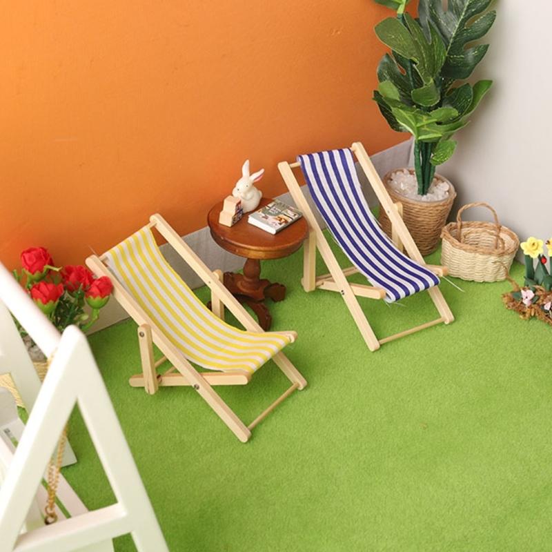 Realistischer Holzliegestuhl Realistisches Rollenspiel für Kinder Rollenspiel Deckstuhl Modellspielzeug Vintage Stuhl 1:12 Puppenhaus
