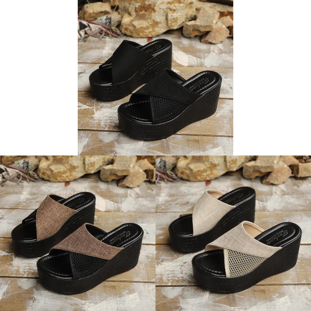 Große Schlupf-Flatsandalen mit Stoffobermaterial für den Sommerurlaub