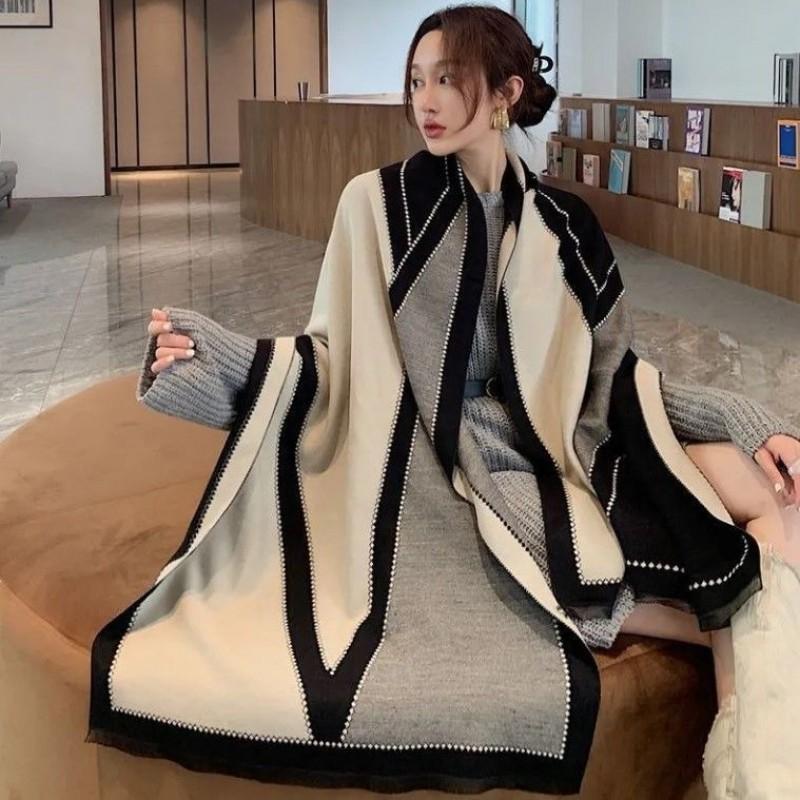 Womens Black White Striped Shawl Scarf Korean Style Wrap Warm Winter Accessory Lightweight Fashionable Outerwear