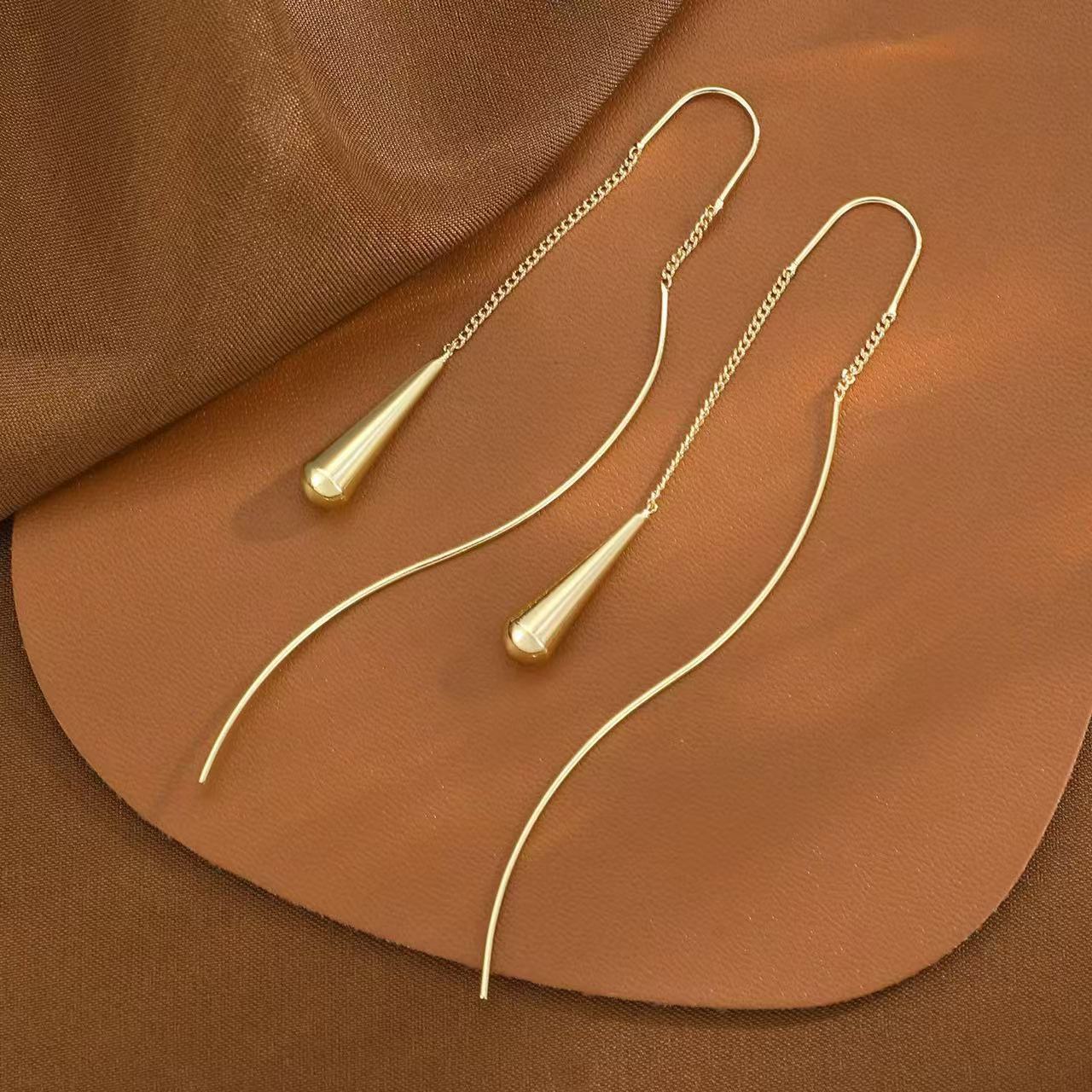 

Elegant Fringe Teardrop Earrings Long S Curve Ear Threads Women Light Luxury Jewelry