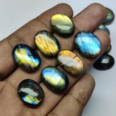 Cabochon oval labradorit multiflashy, cabochon labradorit, lot de pietre prețioase, lot formă ovală, lot pentru confecționarea bijuteriilor, piatră prețioasă labradorit.