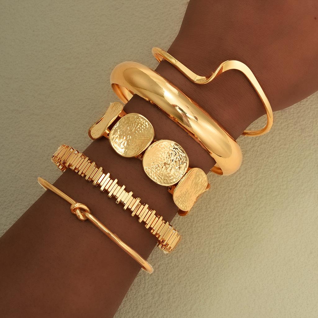 5pcs/Set Vintage Exaggerated Wide Cuff Bracelet Set For Women Fashion Gold Color Smooth Asymmetrical Bangles Daily Wear Jewelry