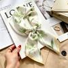 Commuter elegant flower silk scarf women's contrasting color retro printing satin scarf shirt with multi-purpose decorative small scarf