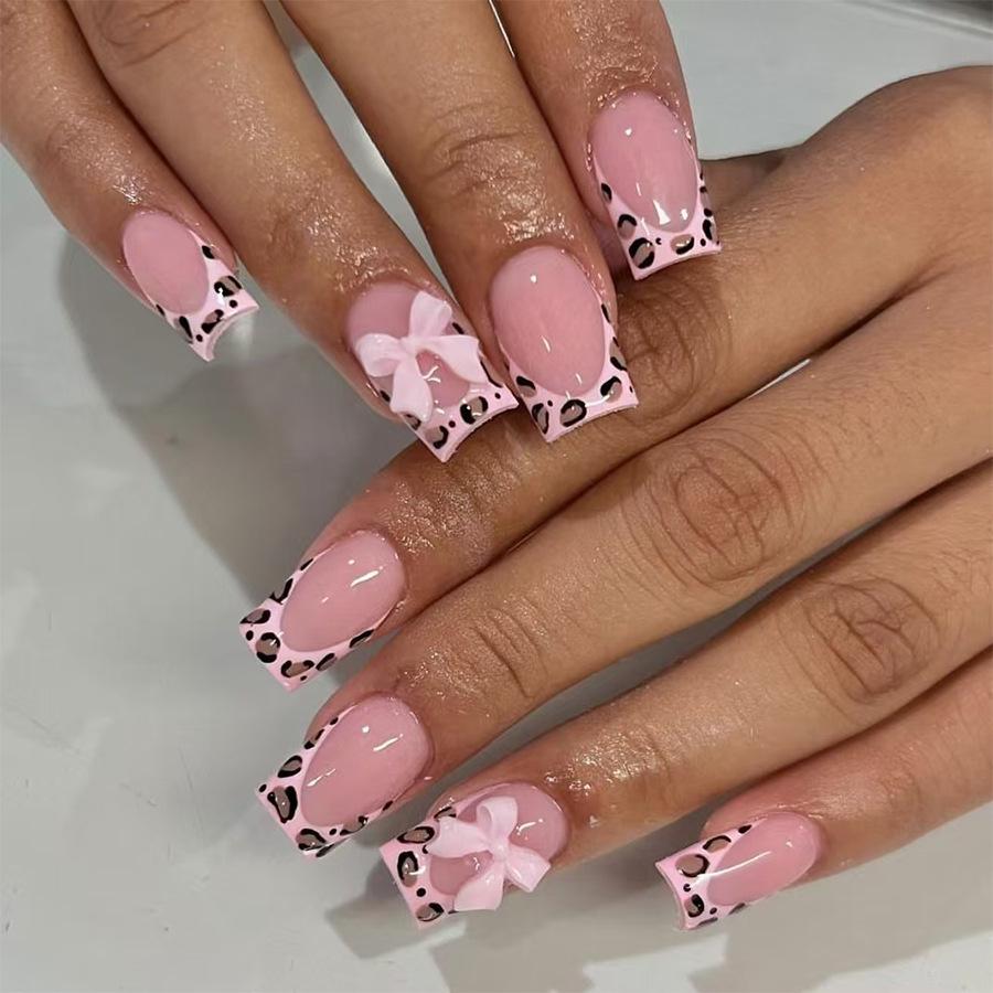 Pink Leopard Print Nail Set with Contrasting Bow - 24 Piece Detachable Fake Nails Small