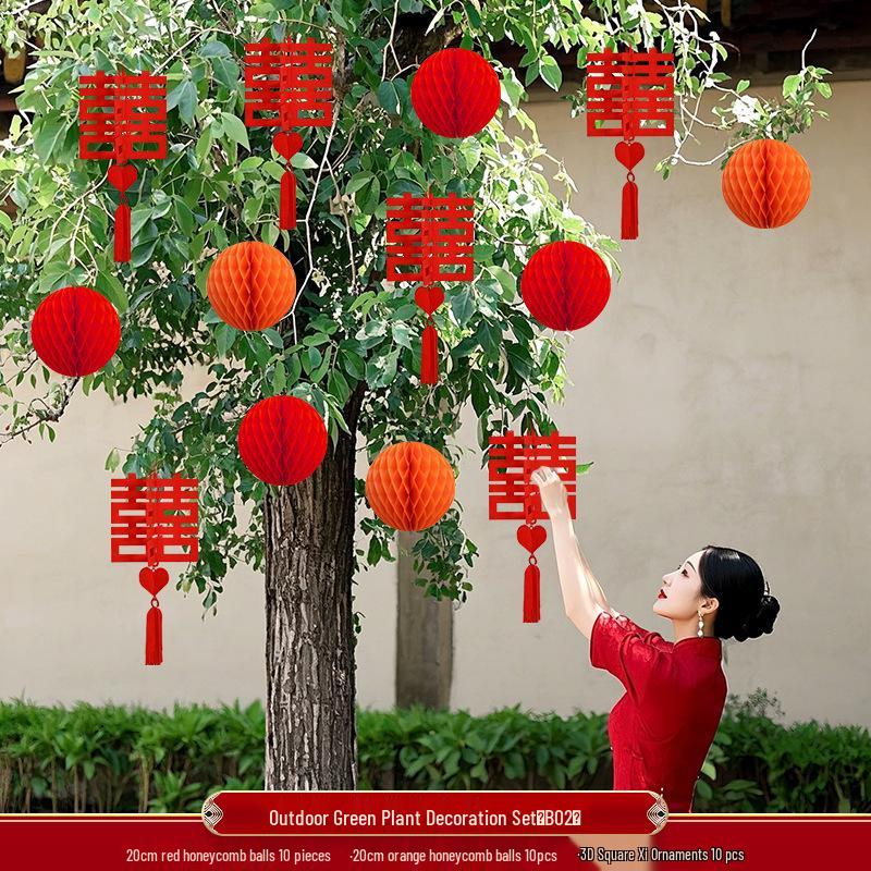 Rustic Courtyard Lantern Pendants for Tree Decoration - Wedding and New Home Outdoor Ornaments