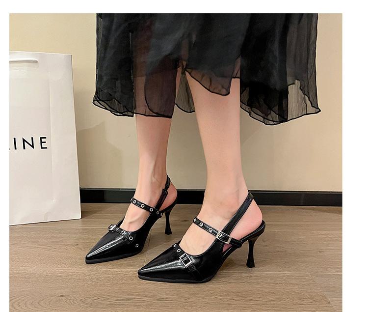 European and American Style Pointed High Heels Women's 2025 Summer New Belt Buckle Wear Fashion Bag Head Empty Sandals