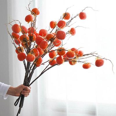 Decoração de casa – Flores e coroas artificiais