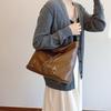 Fashionable Vintage Tote Bag For Women With Large Capacity Perfect For College Students