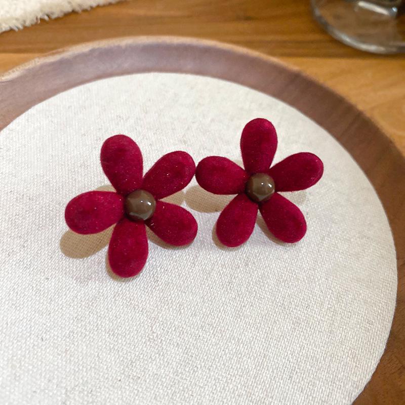 Silver Needle Flocked Round Square Stud Earrings: Elegant and Versatile High-End Jewelry