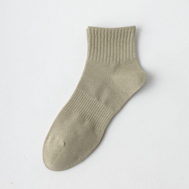 Men's Summer Thin Mesh Breathable Sports Pure Color All Go Boneless Sweat Absorber Cotton Socks