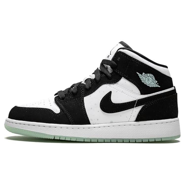 

Jordan 1 Mid White Black Teal Tint GS BQ6931-103 37.5