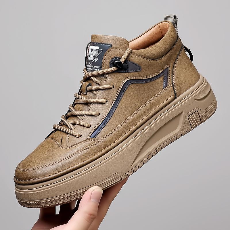 New Men Shoes Cow Leather Soft Men Shoes Outdoor Casual Shoes New High Top Casual Shoes Trendy Sneakers Genuine Shoes Size 38-44