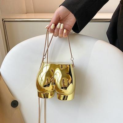 Small-scale Design Chain Bag, Cross-body Bag, Quirky and Trendy Bag for Dancing, Headphone Pocket Bag, Red Envelope Bag