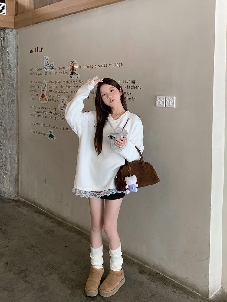 Women's Velvet Lace Long-Sleeve Slimming T-Shirt for Autumn & Winter