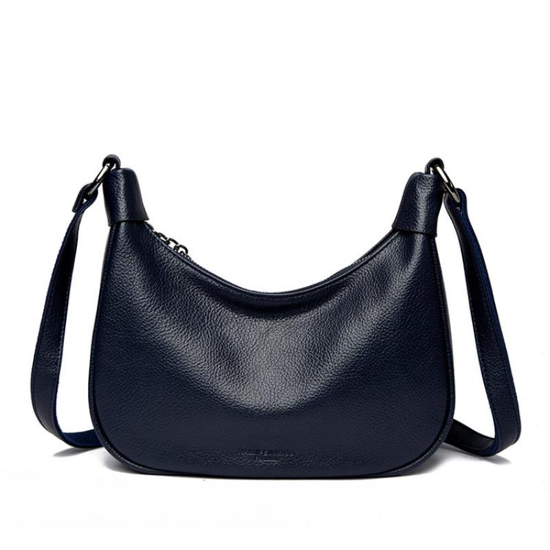 A Simple and Stylish Women's Shoulder Bag,A Fashionable Crossbody Bag,Suitable for Daily Use, Shopping, Commuting, and Multi Compartment Shoulder Bags