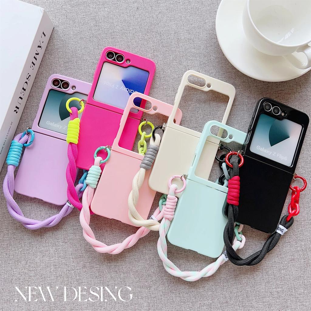 Phone Case For Motorala Moto Razr 40 50 Ultra Cute Candy Solid Protective Cover With Wrist Strap Slim
