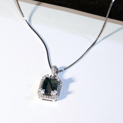 Leichte Luxus S925 Sterling Silber Grüne Moos Achat Halskette Mode Einfache Quadratische Aquatische Achat Anhänger Schlüsselbein Kette