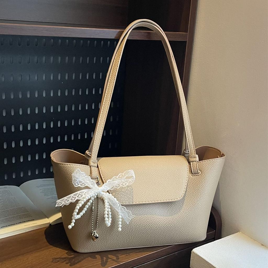 Versatile Commuter Tote Bag Women's New Large-capacity Shoulder Armpit Bag
