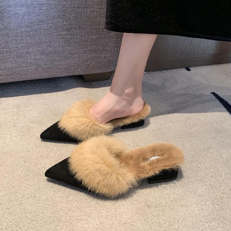 Fashion Fashion Fluffy Fur Slippers Women Wear Pointed Warm Mule Shoes 2025 Winter New Woman High-end Low Heel Plus Velvet Party Slides