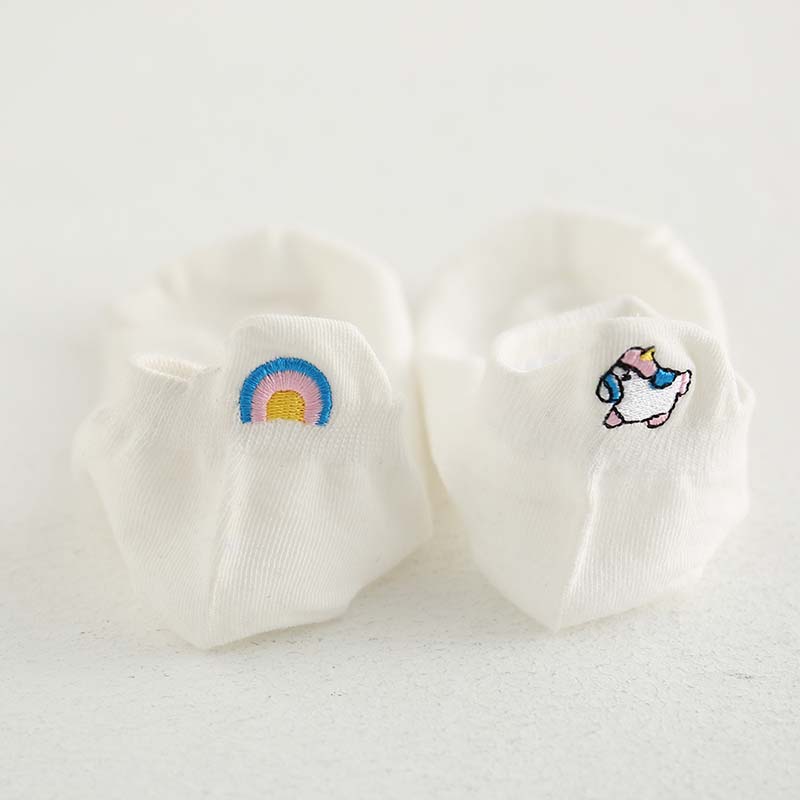 Harajuku Skarpetki Funny Ankle Socks Embroidery Animal Pug Cute Socks Women Divertidos Creative Sokken Kawaii Chaussette Femme