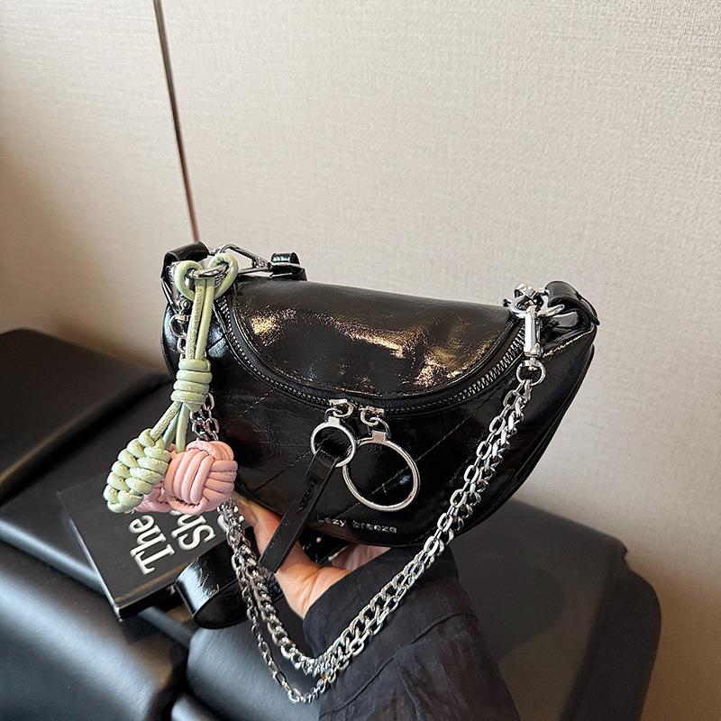 

Популярная женская летняя новая модная сумка-мессенджер на цепочке, сумка-седло, вышитая нитью, на плечо, нагрудная сумка чёрный