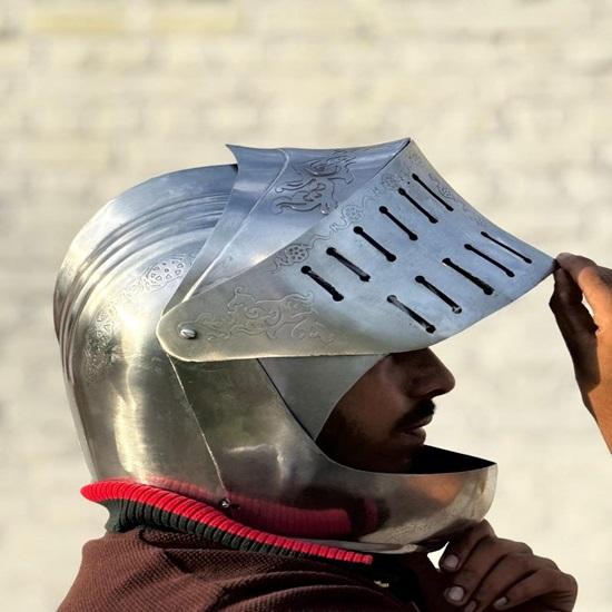 Etched Steel Medieval Knight Helmet Cosplay Renaissance Armor