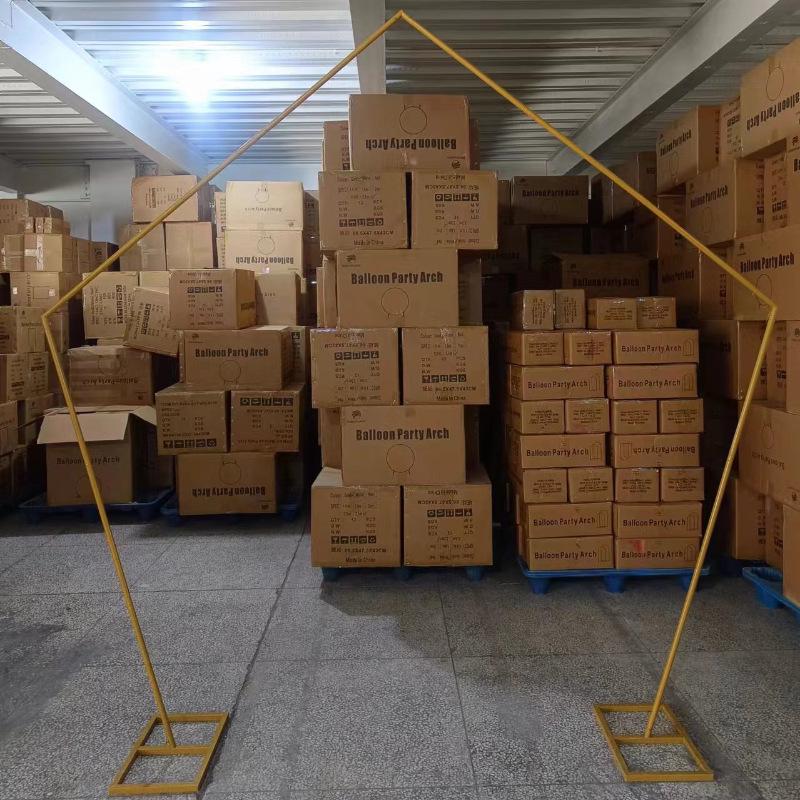 Rund bågställning i smidesjärn för bröllops- och festballonger