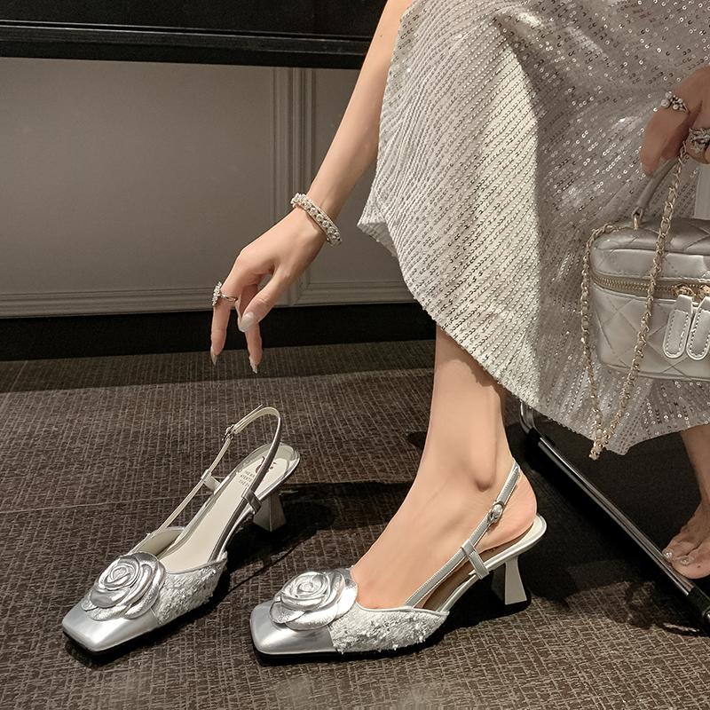 

Мода 2025 Новые Летние Женские Туфли Квадратный Носок Женские Сандалии Смешанные Цвета Тонкий Каблук Сандалии Мягкие Высокие Каблуки Серебряные Женские Туфли 40