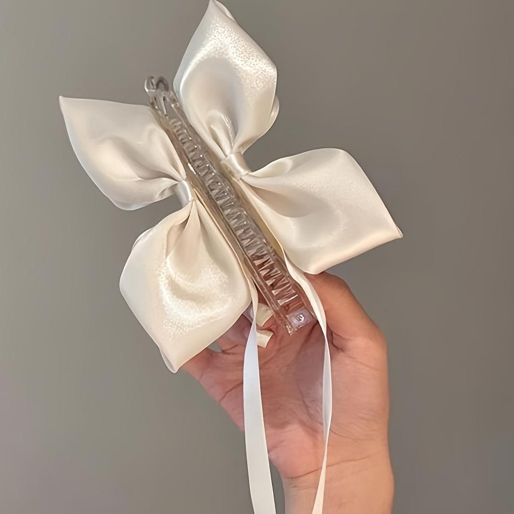 Hair Clip for Women Vintage Style Fabric Hair Accessory with Secure Grip, Perfect for Ponytails, Buns & Updos