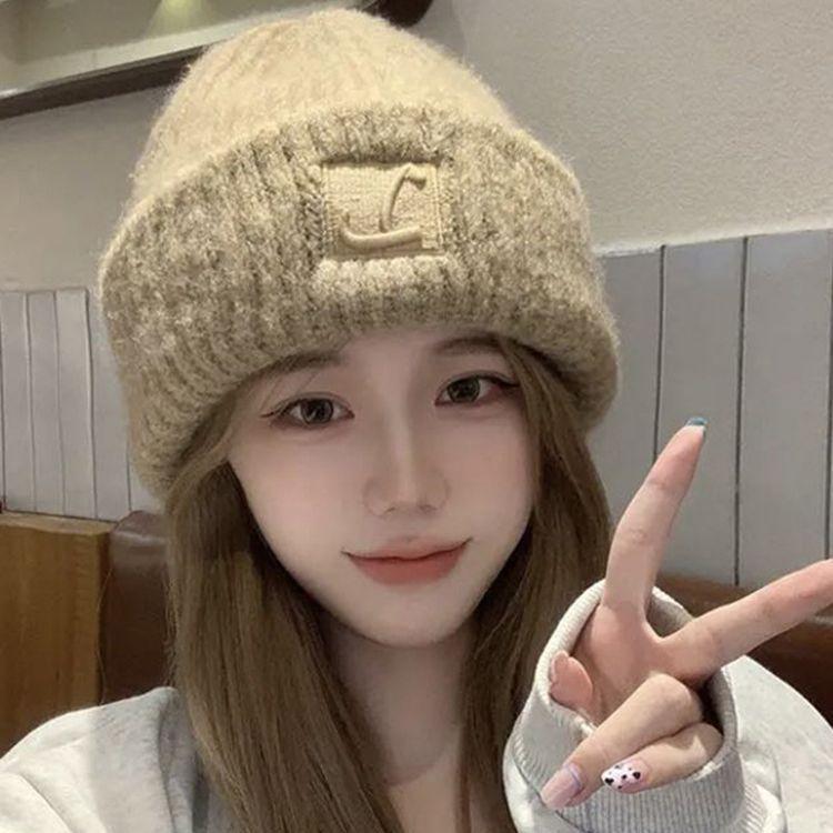 Keep Warm In Autumn and Winter, Thicken Ear Protectors, Large Head Circumference, Versatile Face, Small Pile of Hat Women