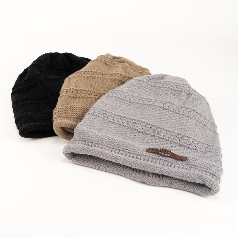 Autumn and winter knitted headgear, foreign style, fashionable and loose, big head circumference, confinement hat, stacking hat, new velvet hat