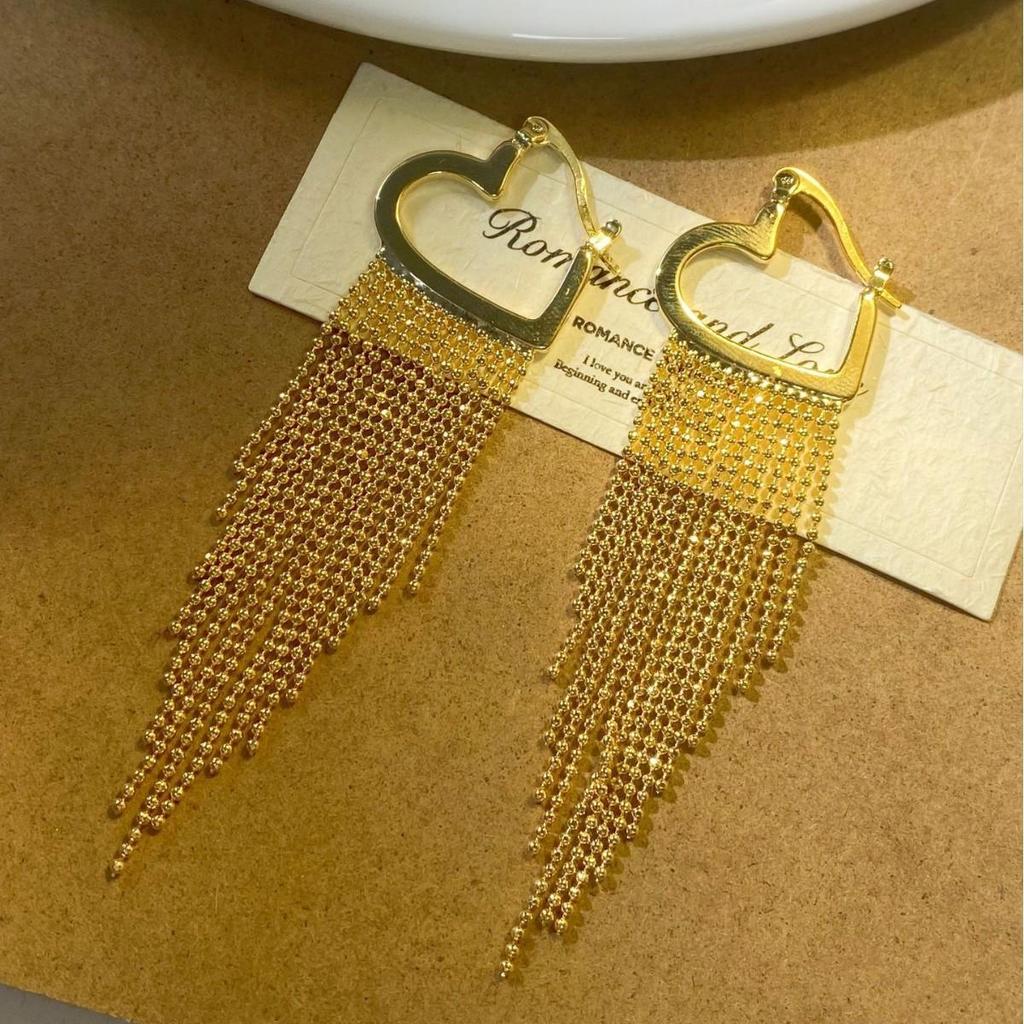 Exquisite French Gold Heart Tassel Earrings: Luxurious, Versatile, and Stylish