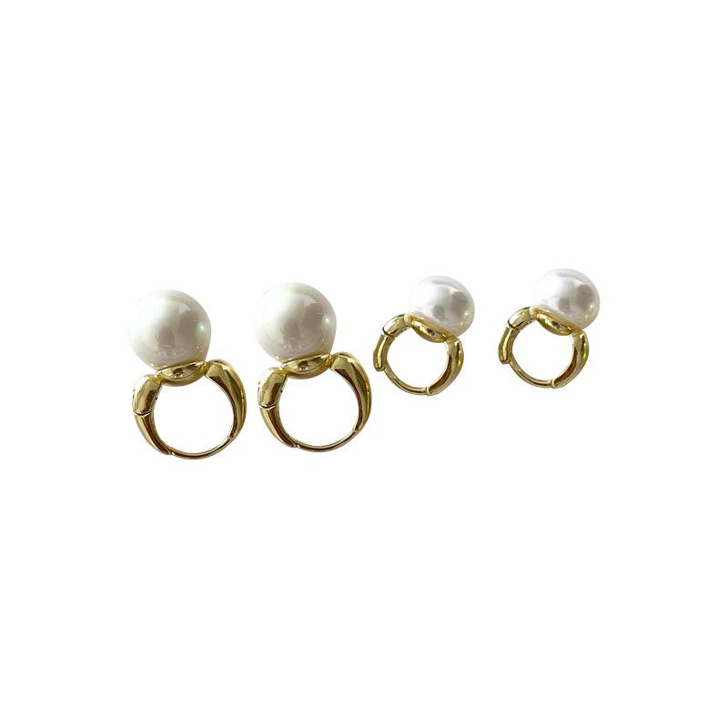The Little Mermaid Pearl Ear Cuffs: French Niche Design, Light Luxury Women's Retro Earrings