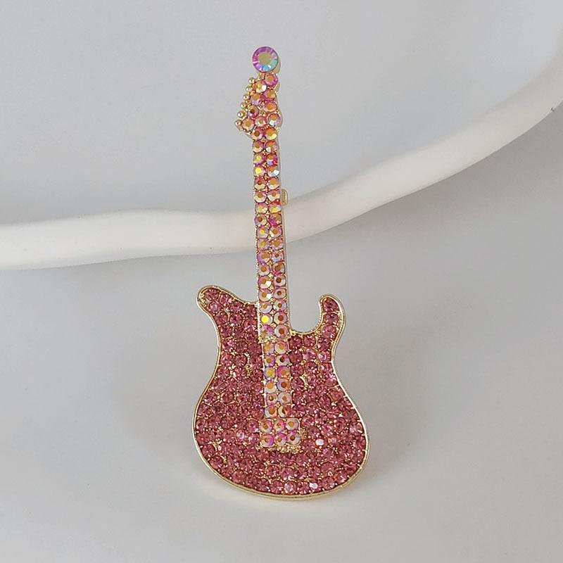 Music Guitar Design Metal Inlaid Rhinestone Brooch Cartoon Exquisite Art Instrument Emblem Pins Jewelry Clothing Accessories