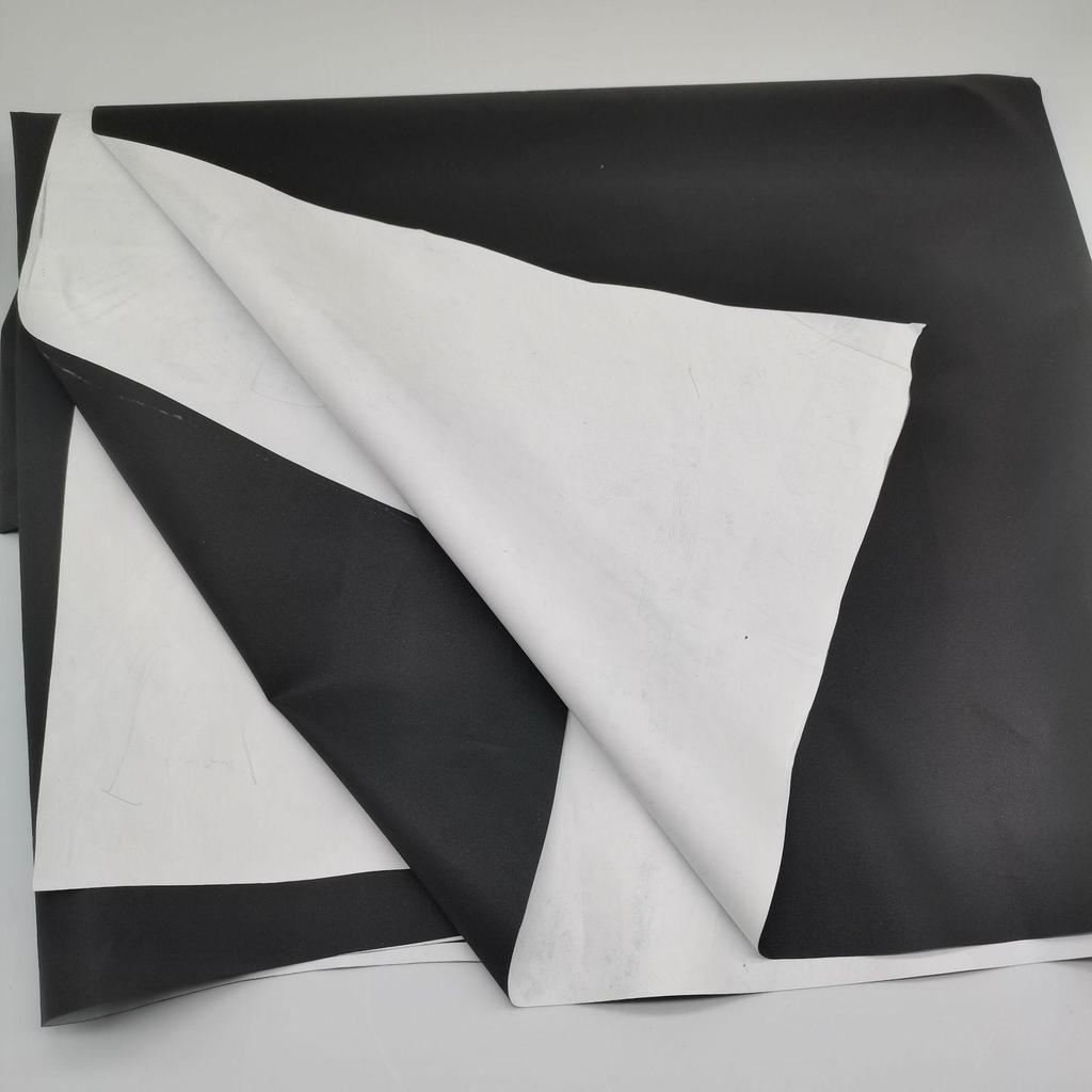 TPU Waterproof Windproof Reflective Fabric: Ideal for Raincoats and Canopies