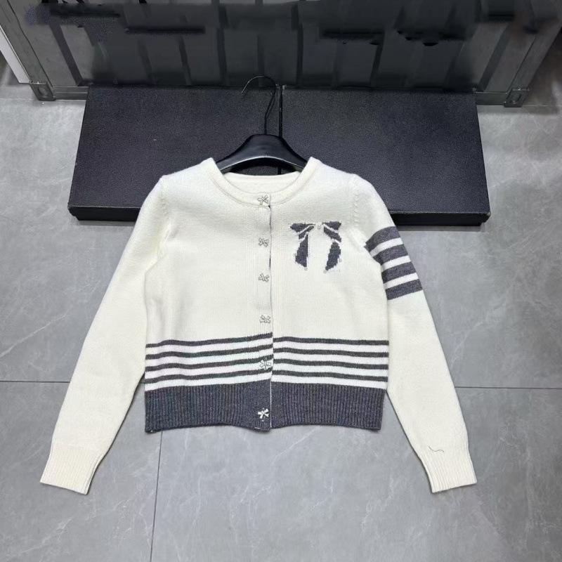 2025 Winter College Style Beaded Bow Knit Cardigan for Women