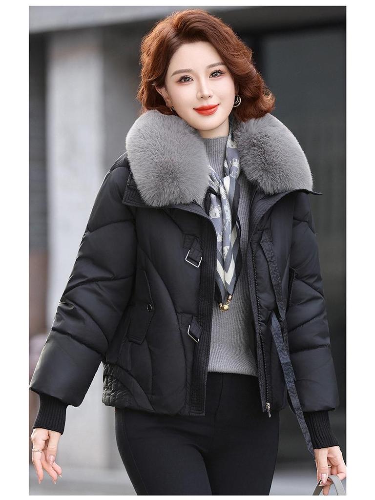 Women's Short Down Cotton Jacket 2025: Stylish Winter Outerwear for Middle-Aged and Elderly Mothers