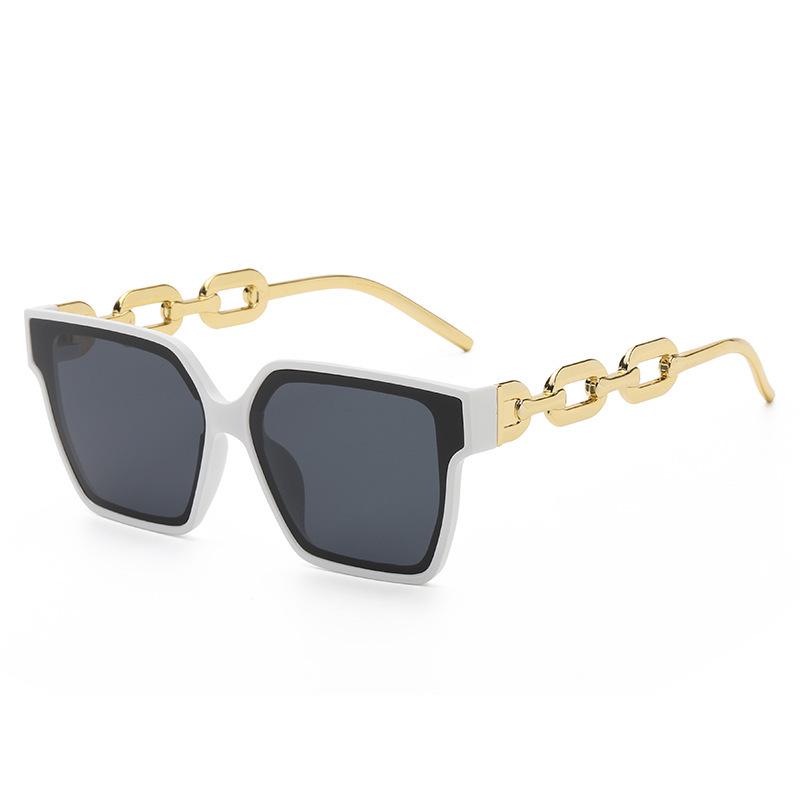 Trendy 2022 Square Chain Sunglasses: Celebrity-Inspired Casual Vacation Style