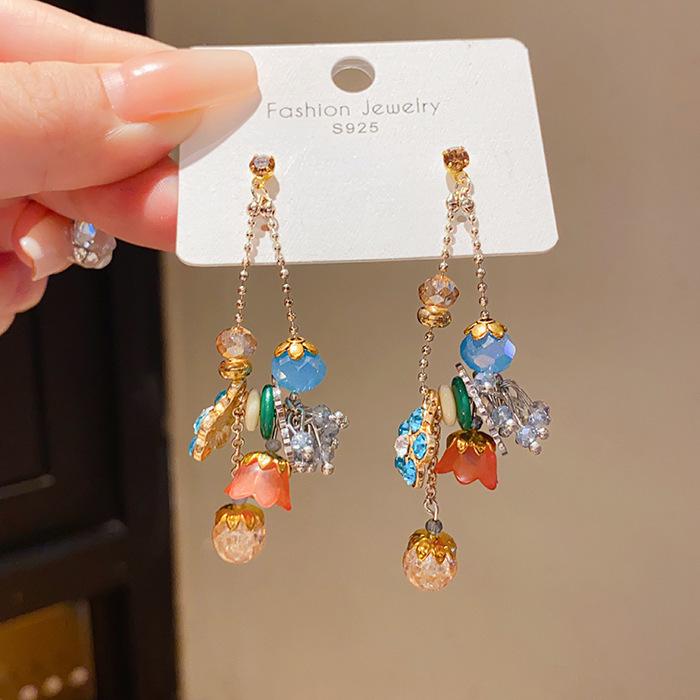 Silver Needle Diamond Tassel Drop Earrings: Elegant, Fashionable, Statement Design