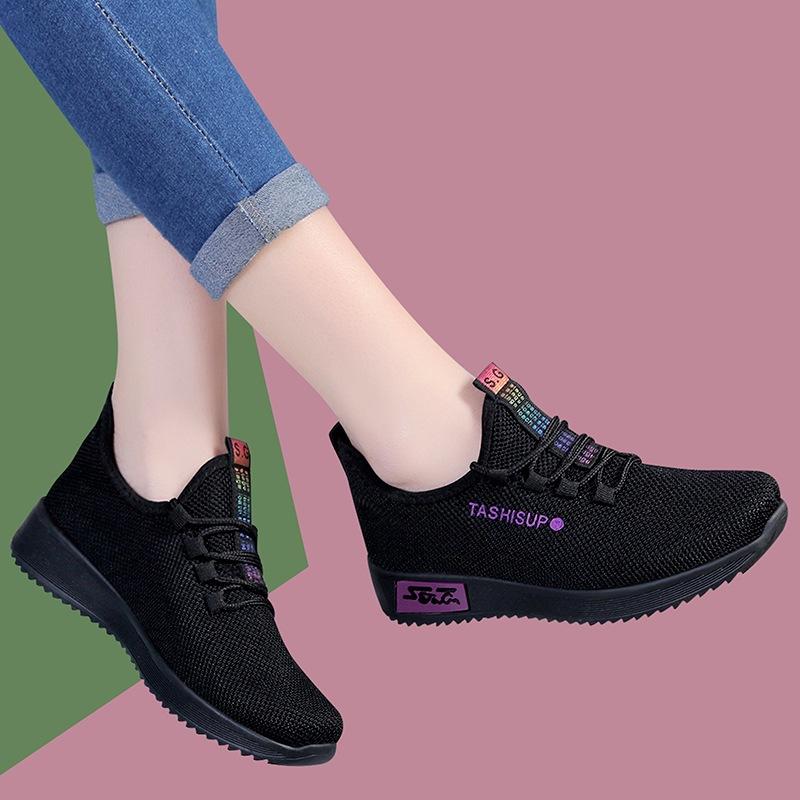 

Новые весенние и летние дышащие женские кроссовки для мам и пожилых людей, женская обувь из ткани Old Beijing, женская мода, универсальная 40