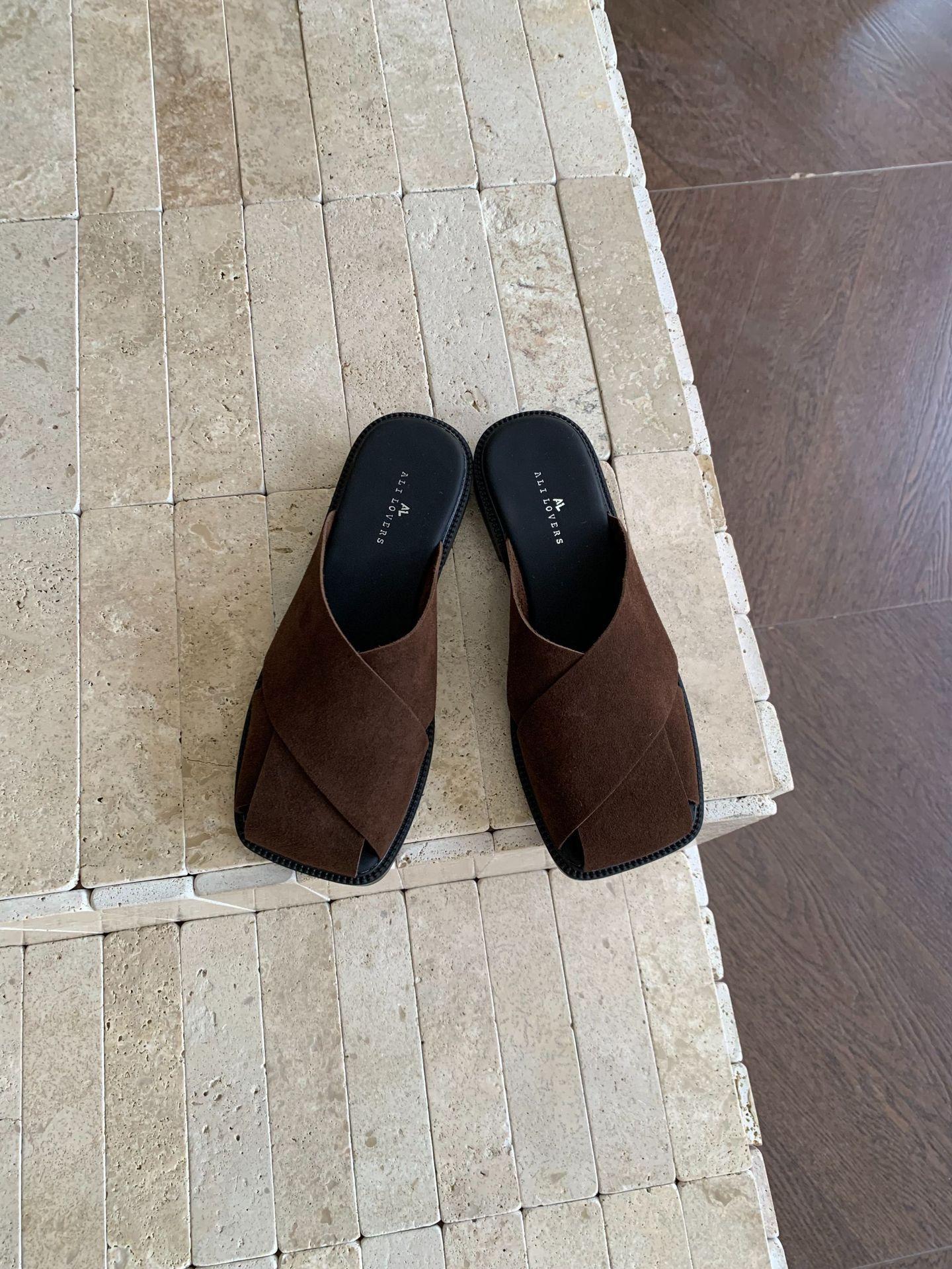 

Baotou half slippers women s outer shoes spring and summer 2025 new lazy slippers soft-soled muller shoes 38