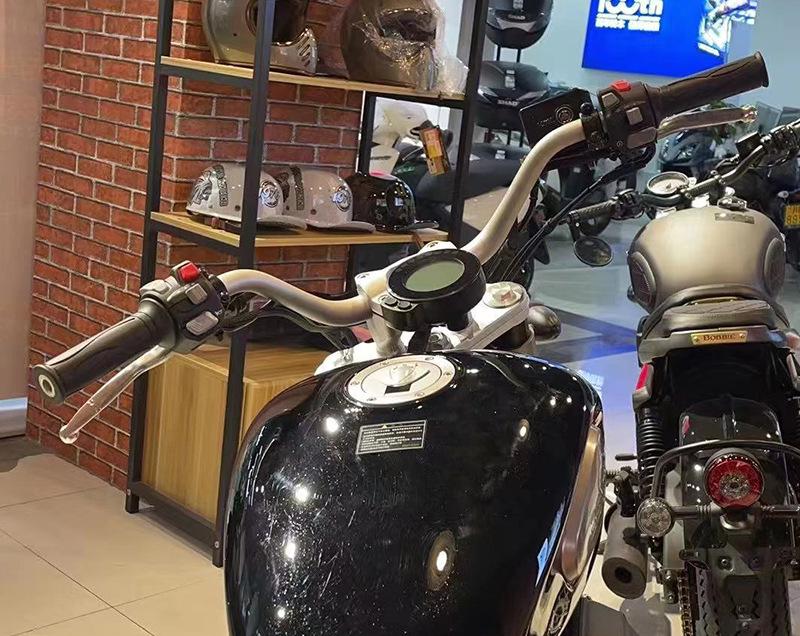 GV300 Voge, Leoncino 500, Zongshen RE3, Benda Jinjila Retro Mod Variable Diameter Motorcycle Handlebar