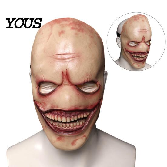 Halloween Party Accessory Smiling Clown Mask for Men, Scary Toothy Latex Creepy Mask, Masquerade Horror Cosplay Haunted House Costume
