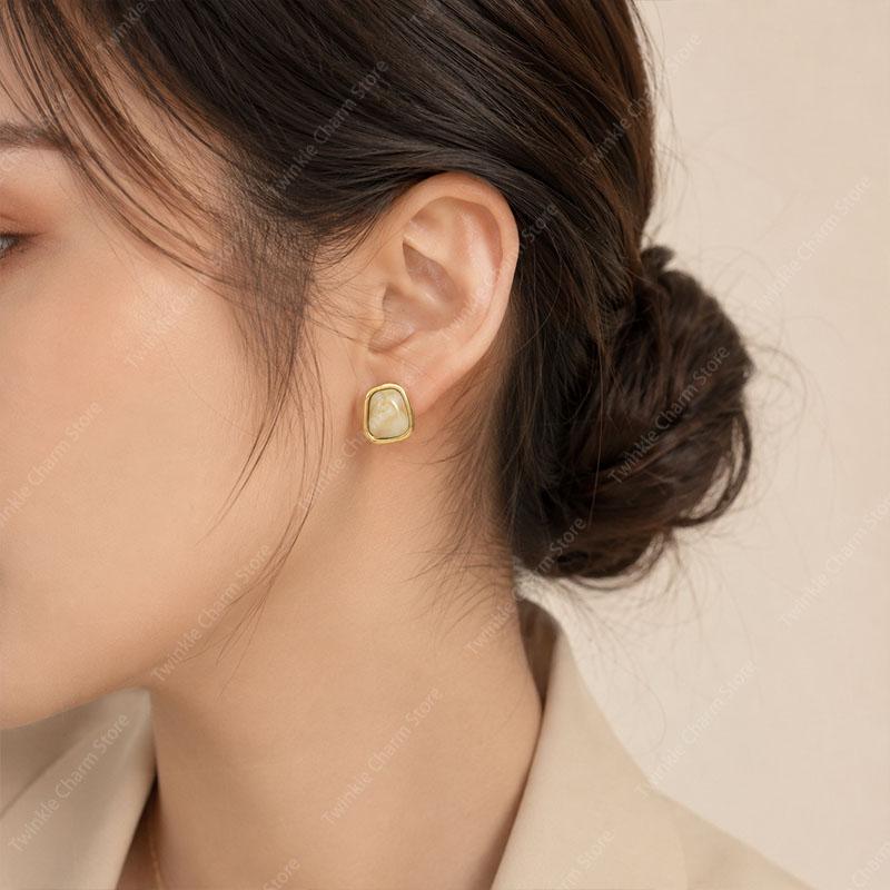 Irregular Geometric Vintage Coffee Amber Color Square Resin Stud Earrings for Women Girls Earrings Jewelry Trendy Accessories