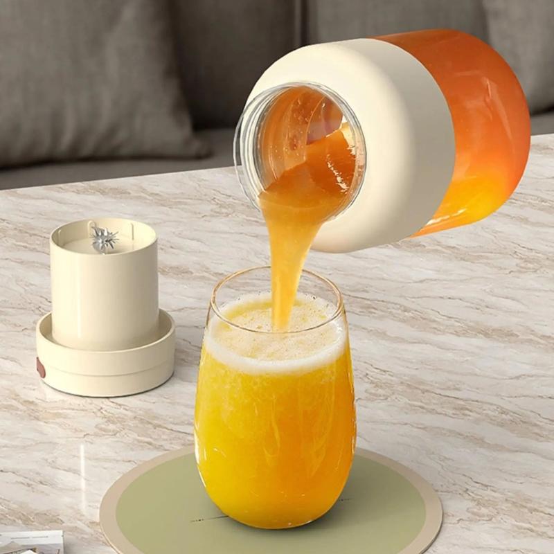 Portable Blender for Shakes and Juice Rechargeable Blender Fruit Juice Mixer for Travel/Picnic/Office/Gym/Sport