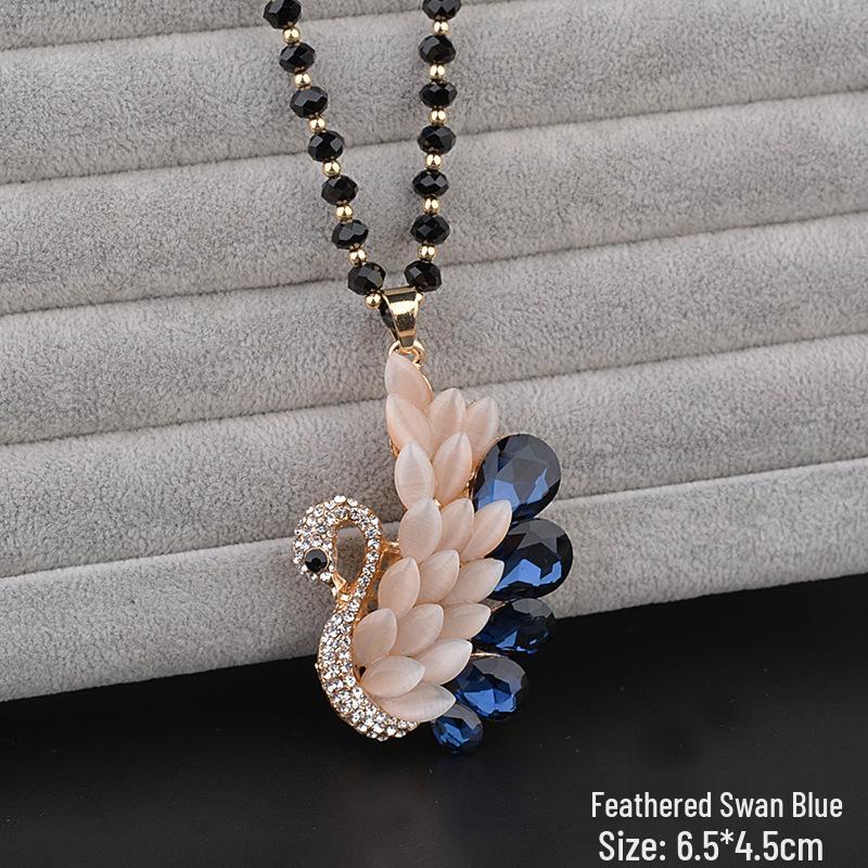 Elegant Women’s Crystal Flower Pendant Necklace - Versatile Autumn/Winter Sweater Chain Accessory