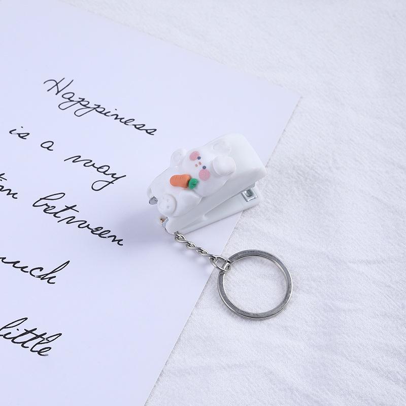 

Брелок-степлер в виде мини-мультяшного степлера - цвет макарон, удобный, креативный и удобный кулон-степлер для студентов