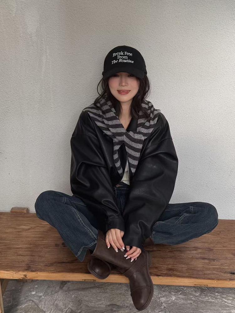 British Korean Niche  Wool Knitted Triangular Scarf Women Stripe Headscarf Knitted Scarf Multi-Functional Warm Knitted Scarf