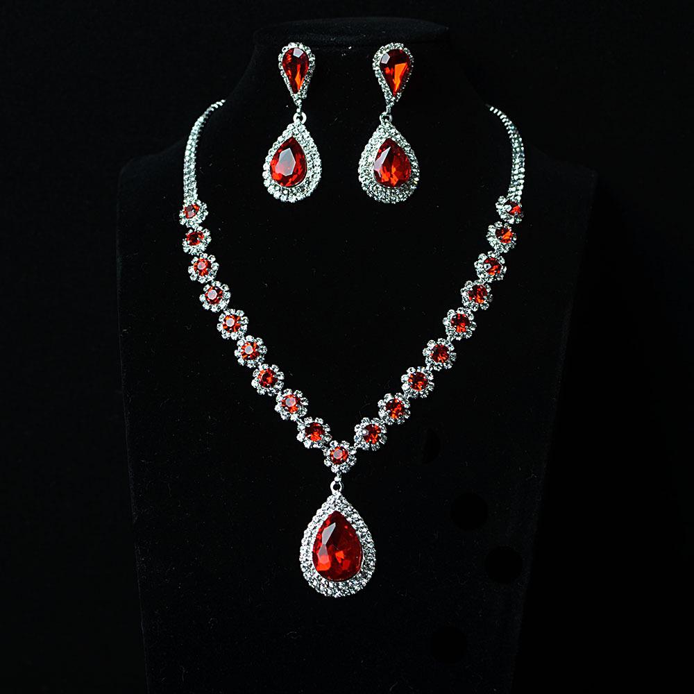 Geometrický křišťálový náhrdelník s kapkou vody a sada šperků